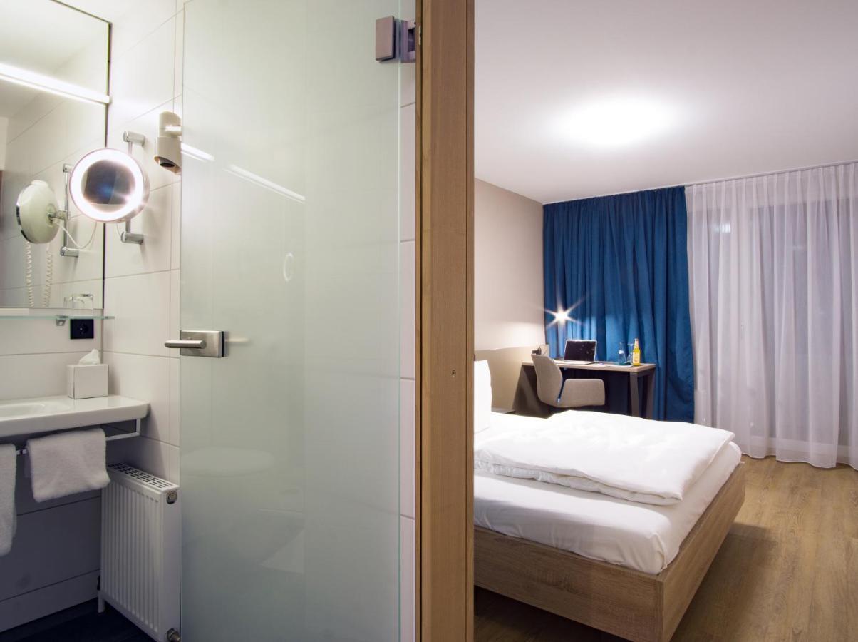 Hotel Berlin Sindelfingen Exteriör bild